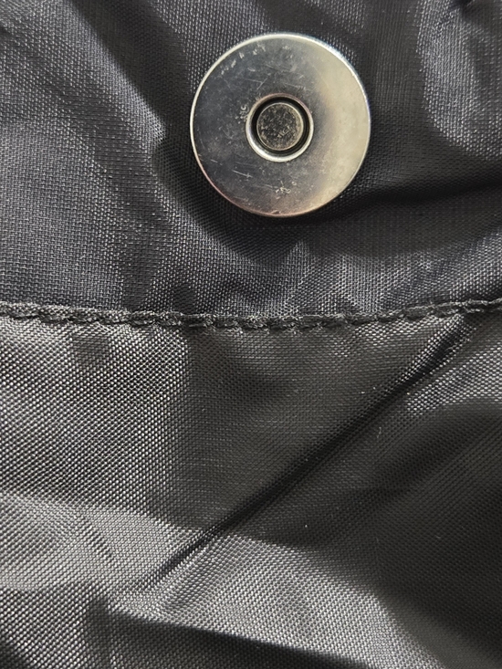 YANKEE CANDLE Black Quilted Classic Chic Tote Bag with Patent Straps - Picture 6 of 7